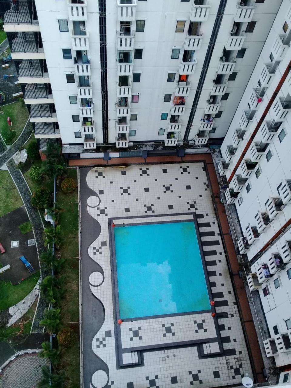 Raja Property Джакарта Екстериор снимка